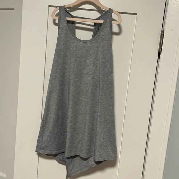 ATHLETA ESSENCE CRISS CROSS OPEN TIE BACK TANK sz xs - Picture 1 of 3